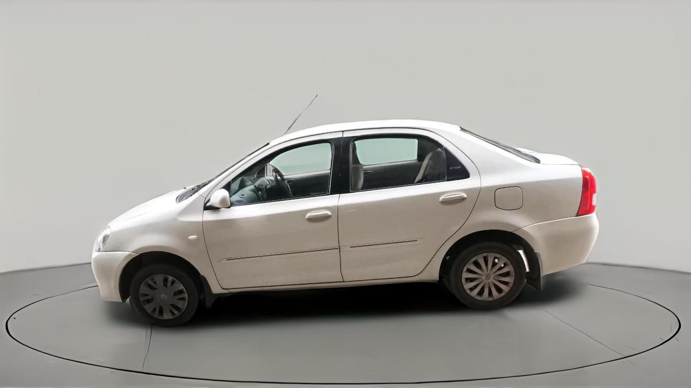 2011 Toyota Etios G, CNG, Manual, 67,321 km, exterior