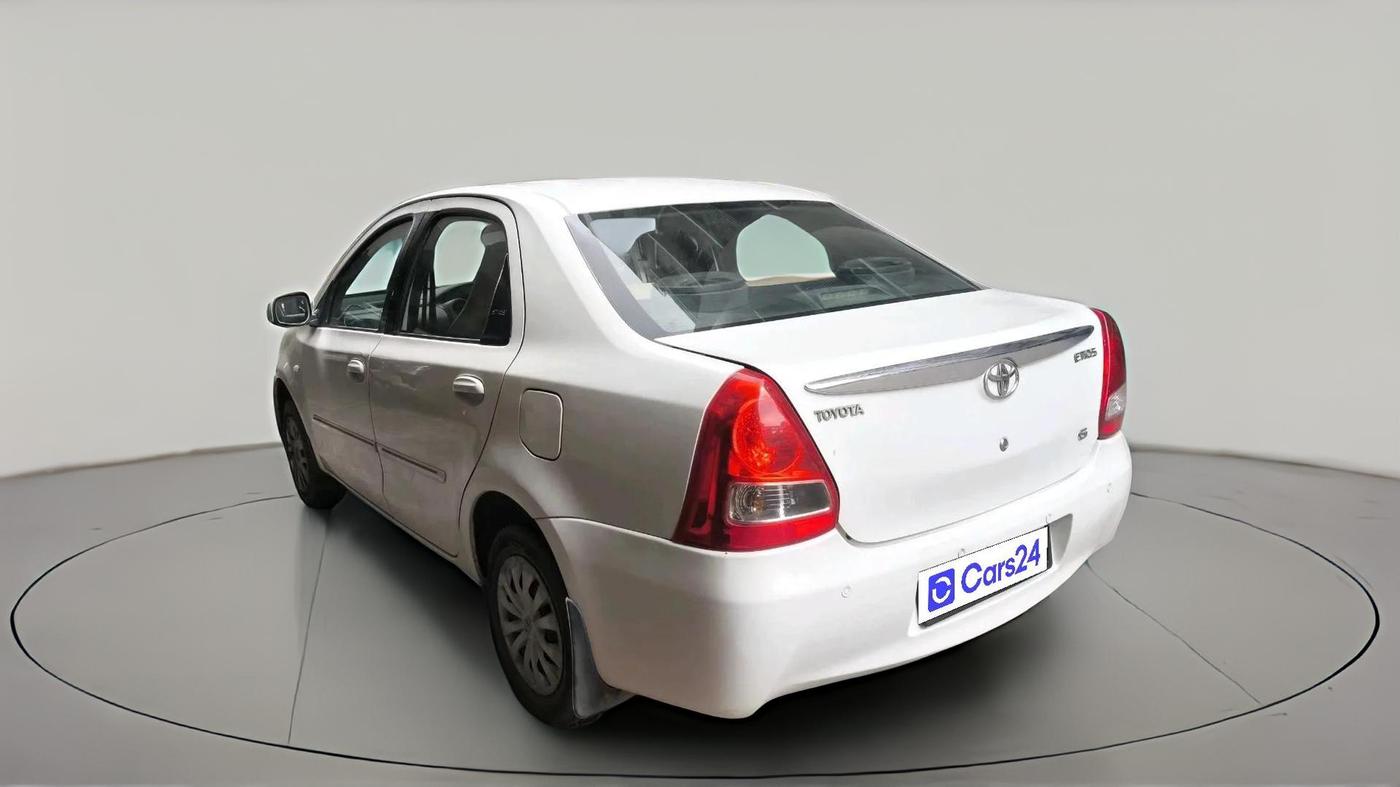 2011 Toyota Etios G, CNG, Manual, 67,321 km, exterior