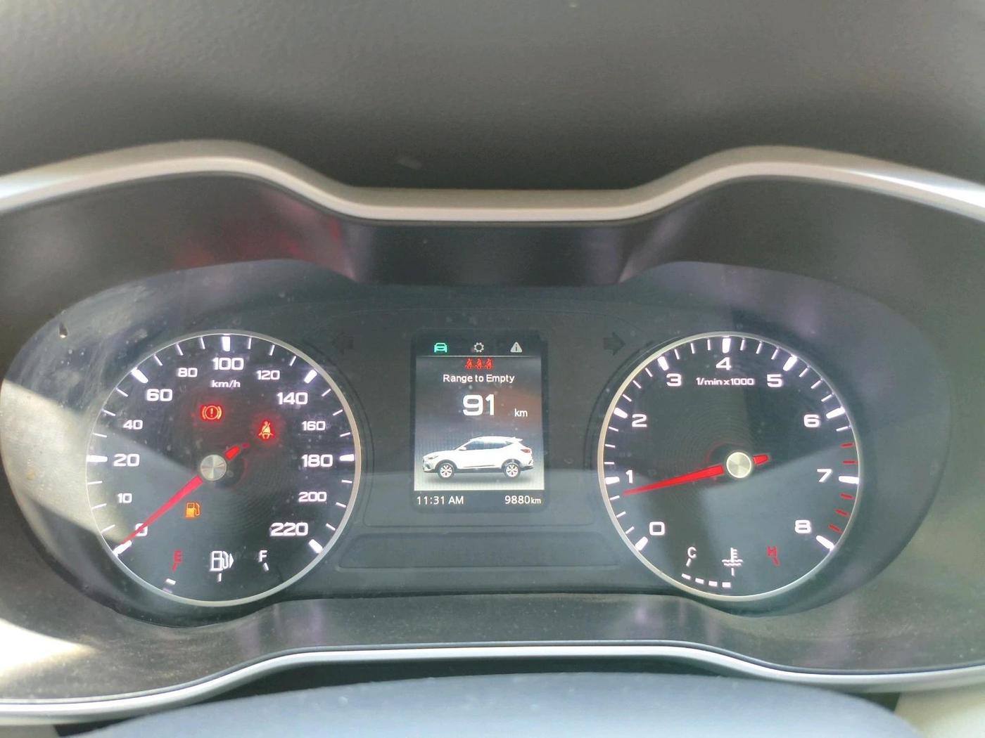 2024 MG ASTOR Sprint 1.5 MT (Ivory), Petrol, Manual, 9,880 km, interior