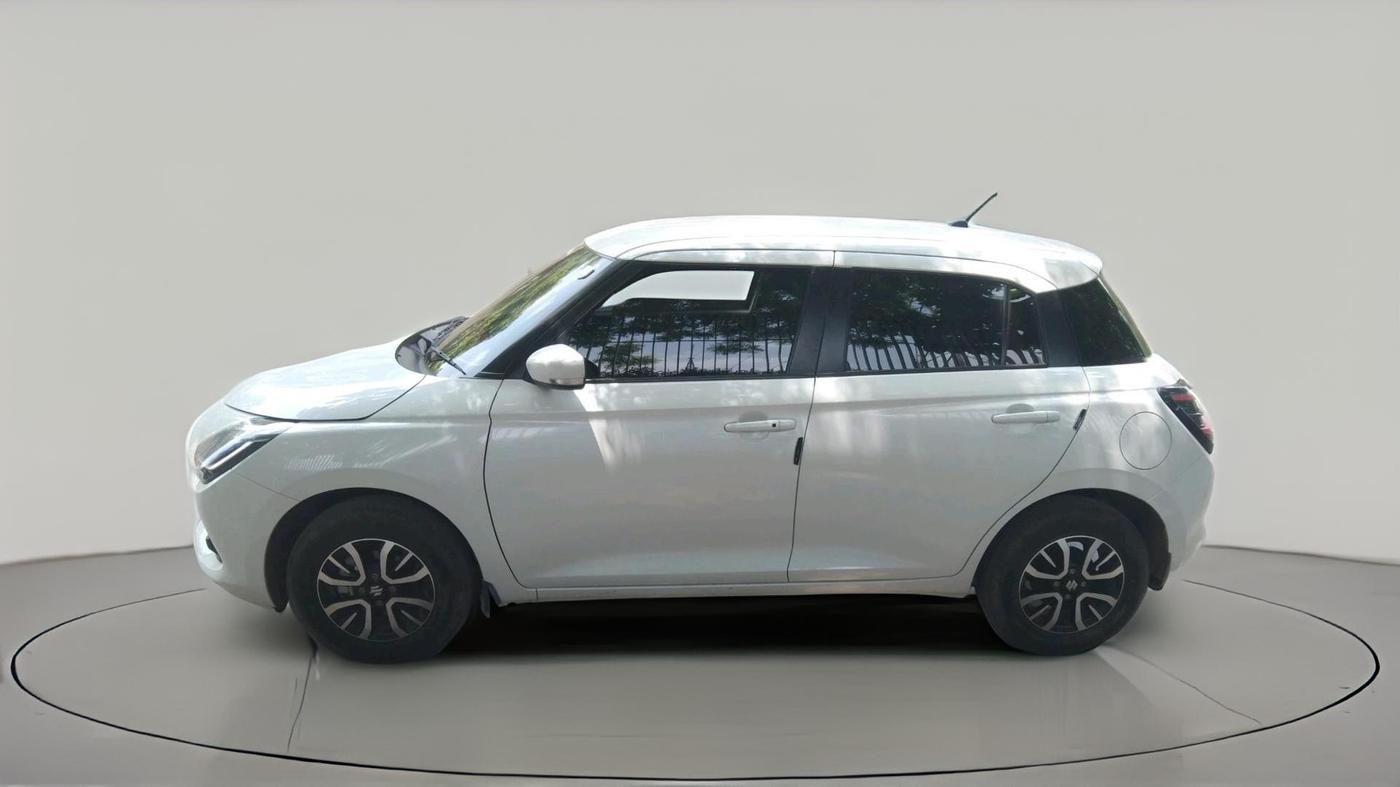 2025 Maruti Swift VXi (O) AMT, Petrol, Automatic, 20,552 km, exterior
