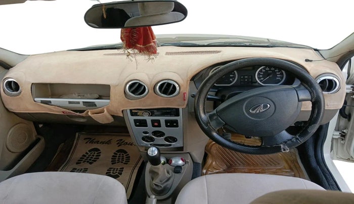 2011 Mahindra Verito 1.5 D4 BS III, Diesel, Manual, 1,13,804 km, interior