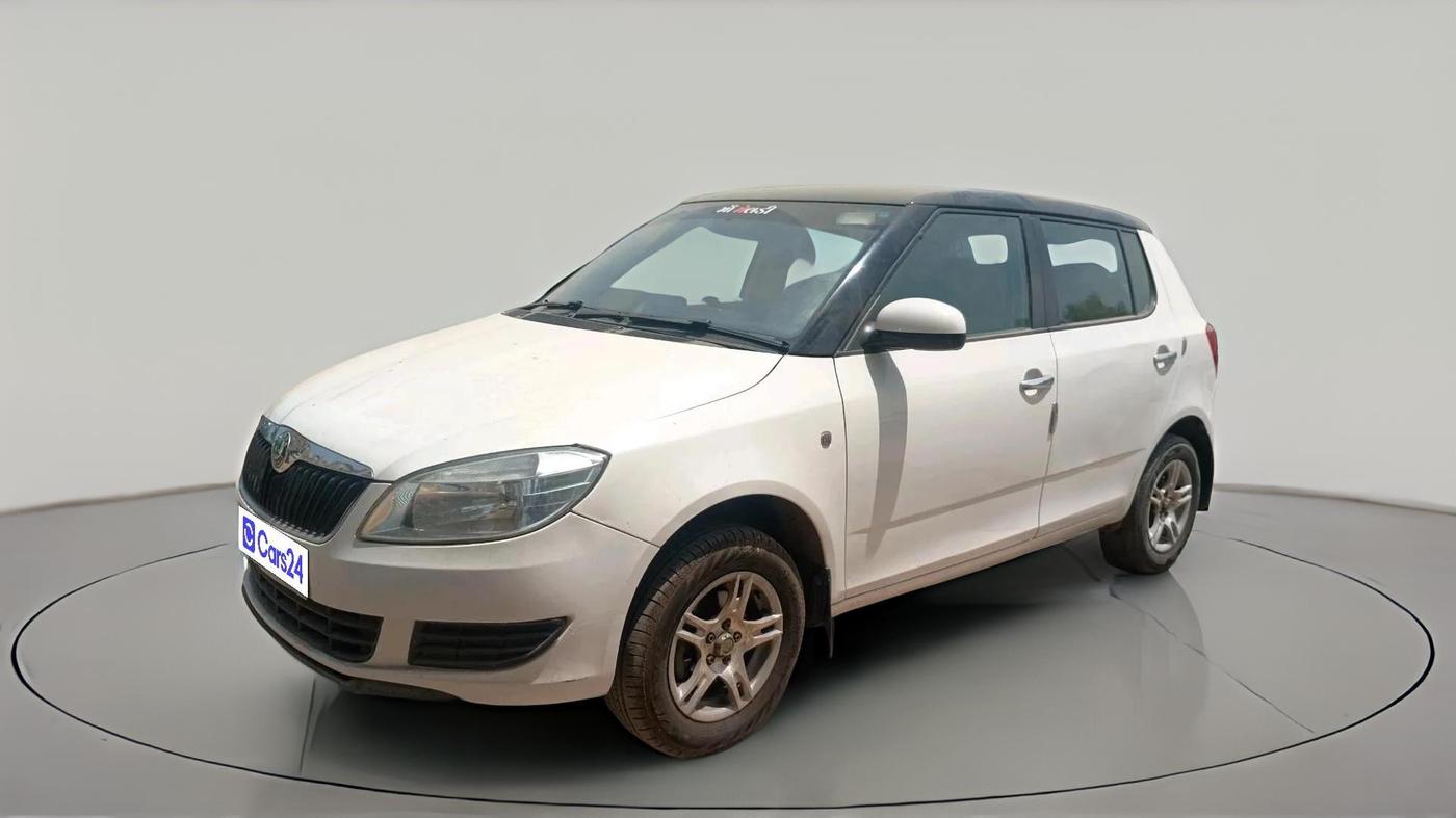 2013 Skoda Fabia AMBITION PLUS 1.2 TDI CR, Diesel, Manual, 76,474 km, exterior
