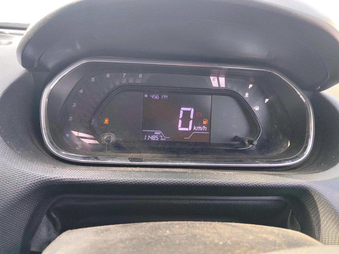 2022 Tata Tiago XT CNG, CNG, Manual, 1,14,857 km, interior