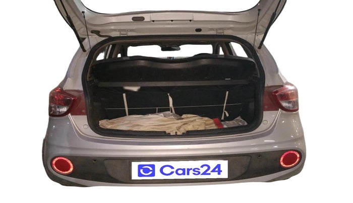 2017 Hyundai Grand i10 SPORTZ 1.2 KAPPA VTVT, Petrol, Manual, 6,001 km, exterior