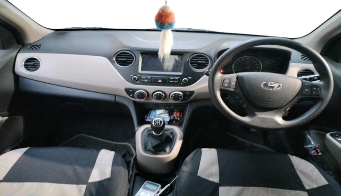 2017 Hyundai Grand i10 SPORTZ 1.2 KAPPA VTVT, Petrol, Manual, 6,001 km, interior