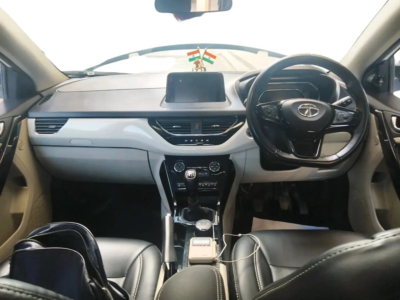 2021 Tata NEXON XZ PLUS PETROL SUNROOF, Petrol, Manual, 37,328 km, interior
