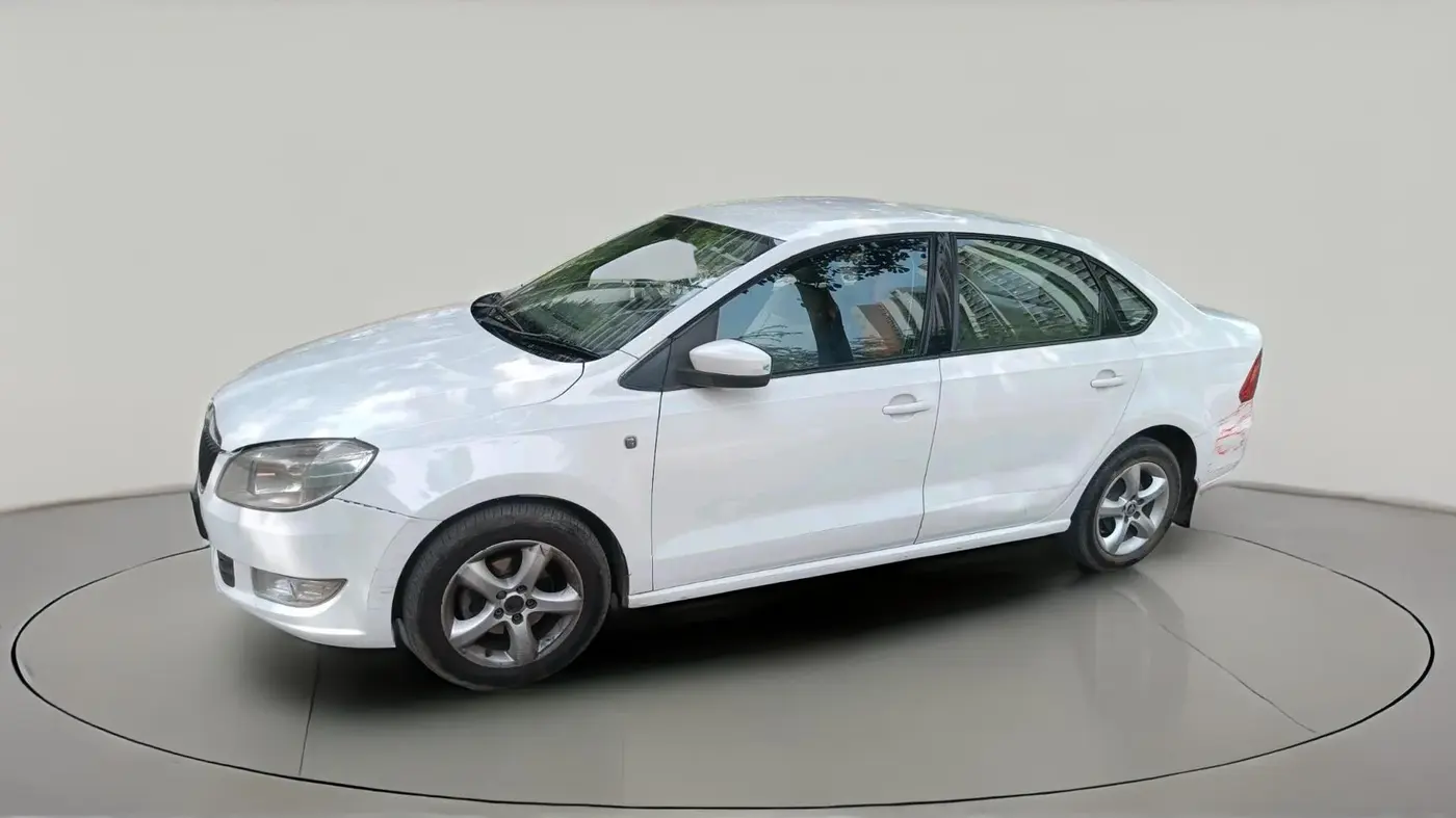 2014 Skoda Rapid AMBITION 1.5 TDI, Diesel, Manual, 1,15,326 km, exterior