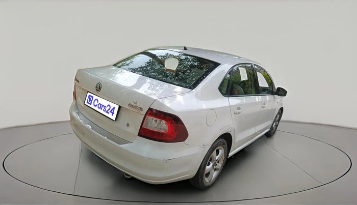 2014 Skoda Rapid AMBITION 1.5 TDI, Diesel, Manual, 1,15,326 km, exterior