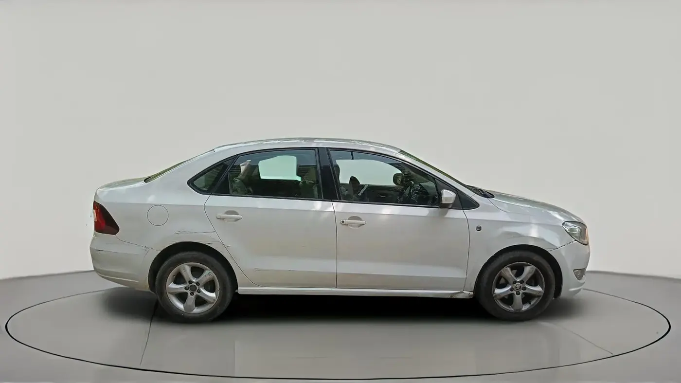2014 Skoda Rapid AMBITION 1.5 TDI, Diesel, Manual, 1,15,326 km, exterior