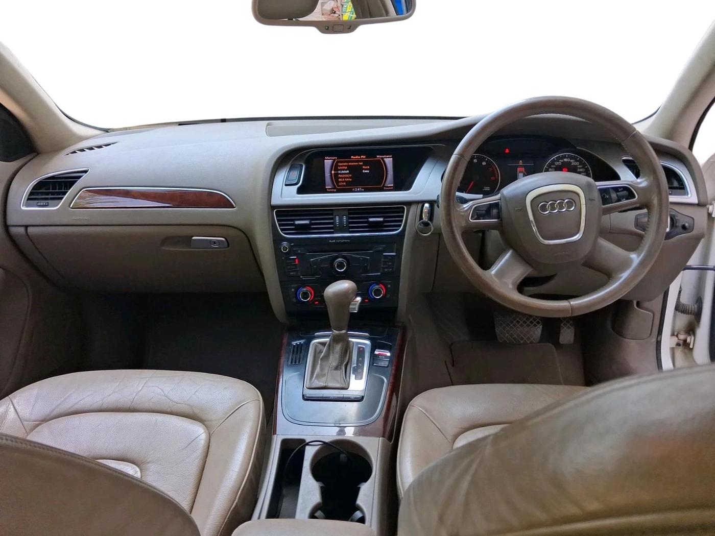 2011 Audi A4 1.8 TFSI, Petrol, Automatic, 1,22,276 km, interior