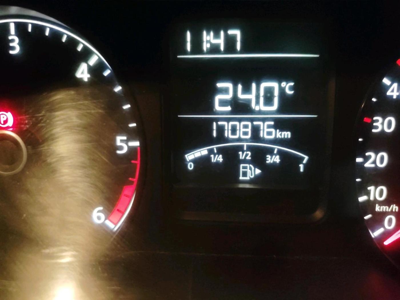 2015 Volkswagen Vento HIGHLINE DIESEL 1.5, Diesel, Manual, 1,70,876 km, interior