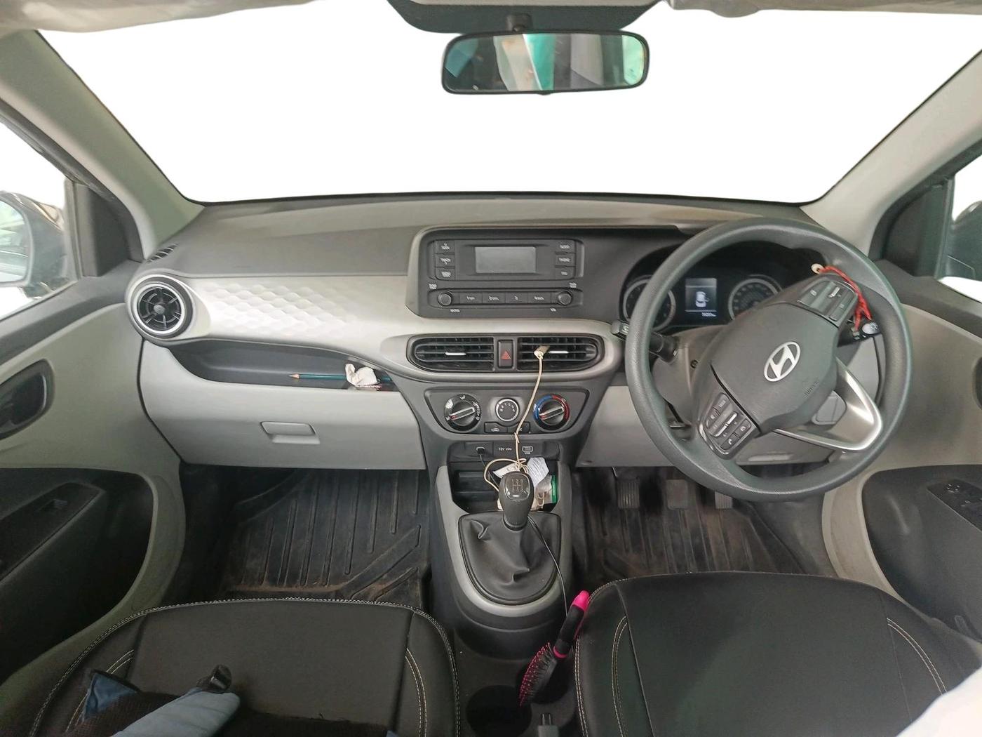 2023 Hyundai GRAND I10 NIOS MAGNA 1.2 KAPPA VTVT, Petrol, Manual, 38,203 km, interior