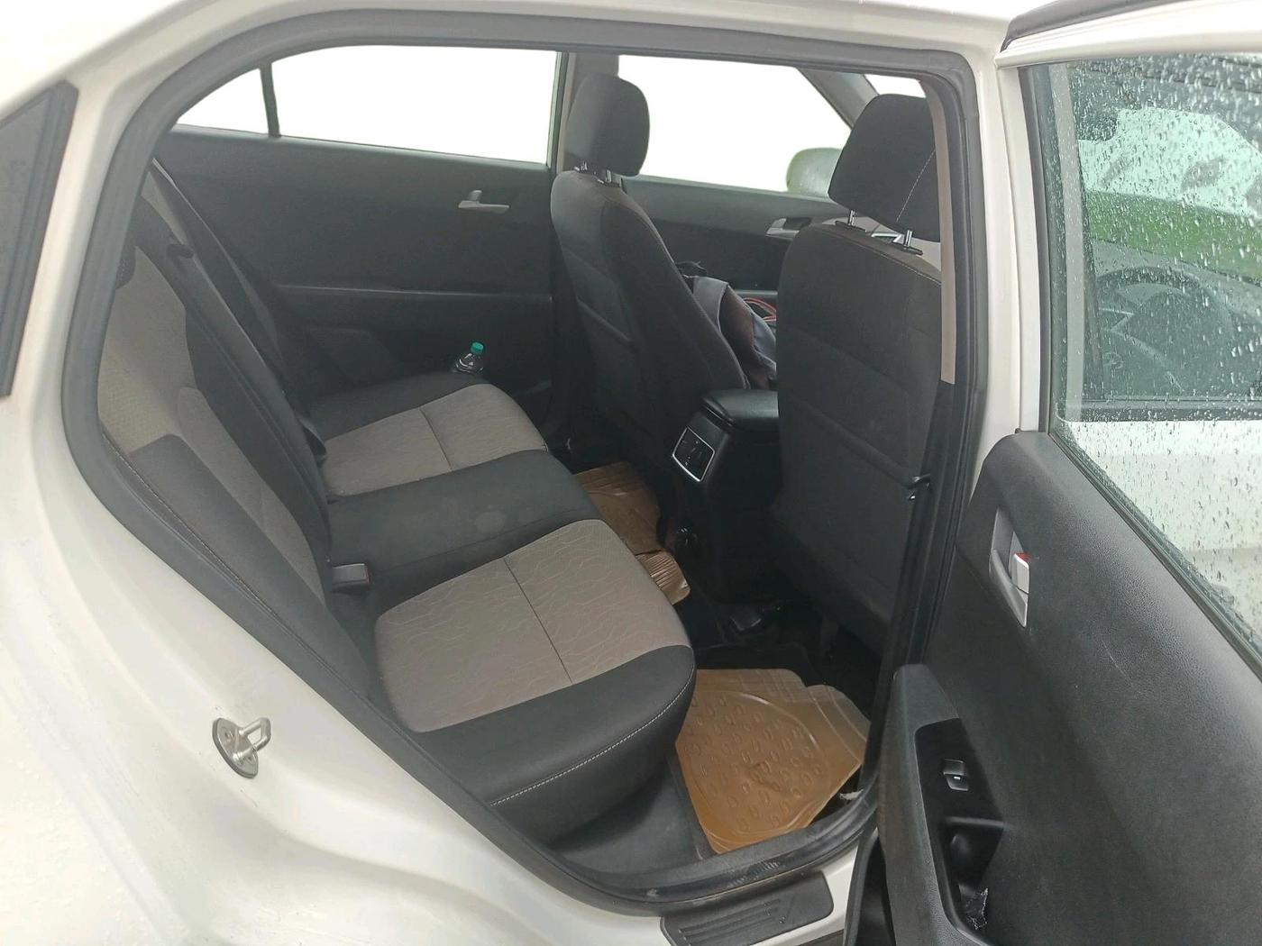 2018 Hyundai Creta SX AT 1.6 DIESEL, Diesel, Automatic, 1,39,188 km, interior