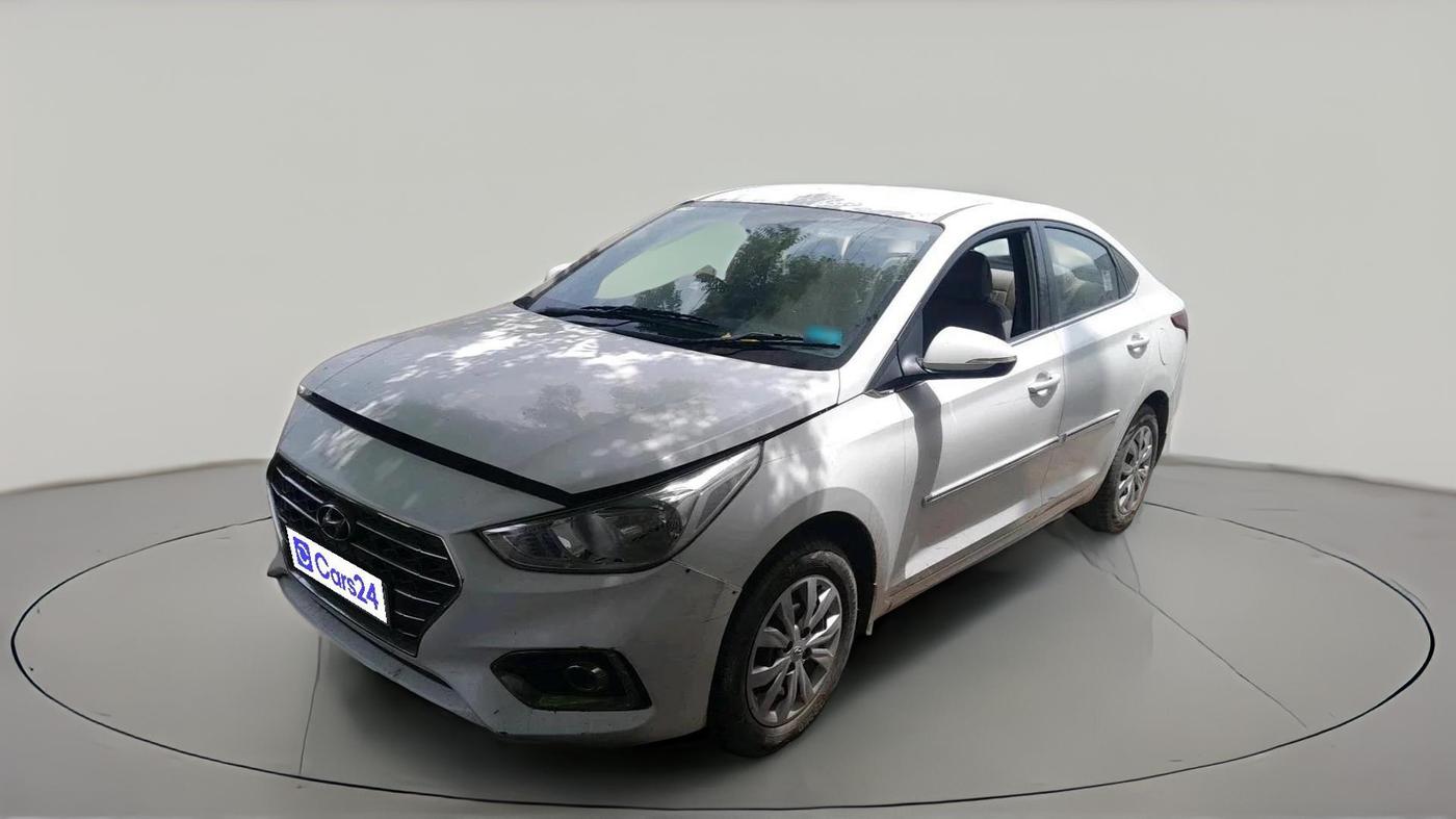 2018 Hyundai Verna 1.6 EX CRDI, Diesel, Manual, 80,035 km, exterior