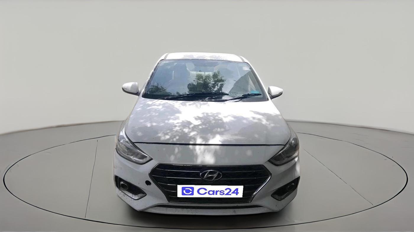 2018 Hyundai Verna 1.6 EX CRDI, Diesel, Manual, 80,035 km, exterior