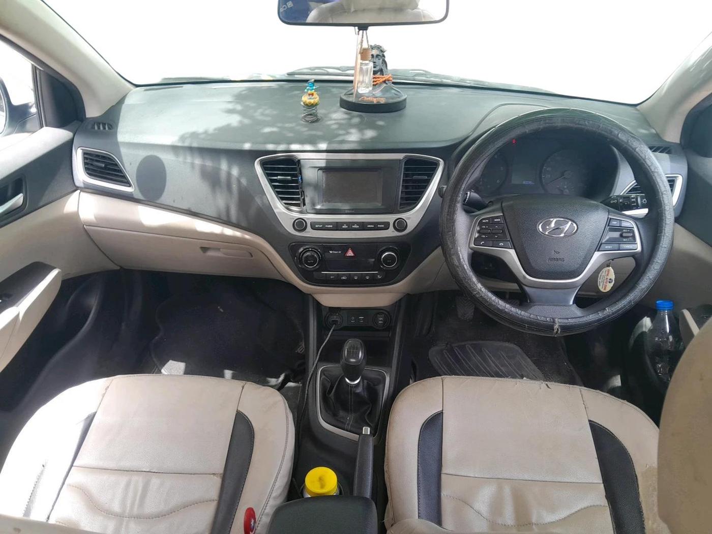 2018 Hyundai Verna 1.6 EX CRDI, Diesel, Manual, 80,035 km, interior