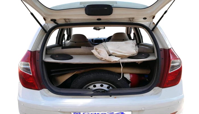 2014 Hyundai i10 MAGNA 1.1, CNG, Manual, 1,90,776 km, exterior