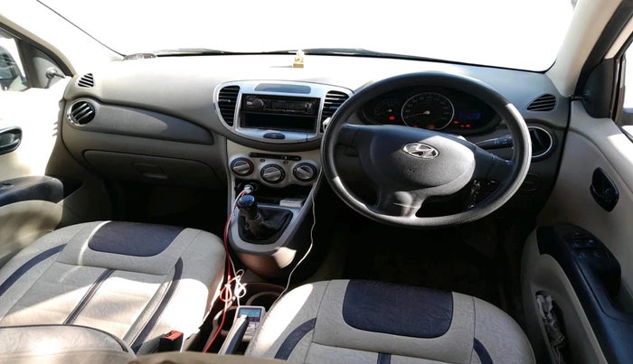 2014 Hyundai i10 MAGNA 1.1, CNG, Manual, 1,90,776 km, interior