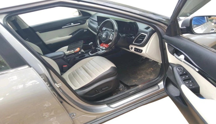 2020 KIA SELTOS GTX PLUS 1.4 PETROL, Petrol, Manual, 96,780 km, interior