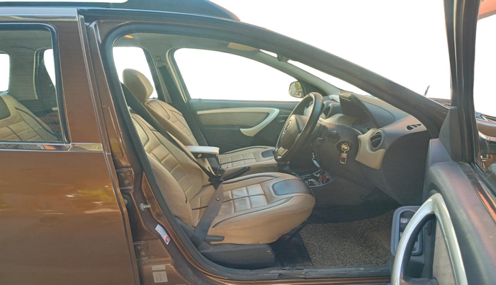 2013 Renault Duster 110 PS RXL DIESEL, Diesel, Manual, 2,10,000 km, interior