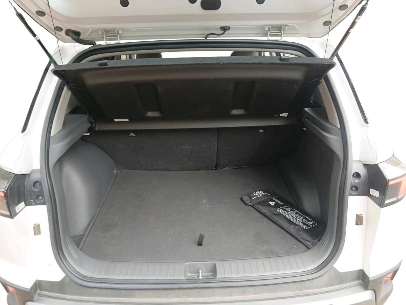 2025 Hyundai Creta SX 1.5 Premium Petrol, Petrol, Manual, 22,522 km, exterior