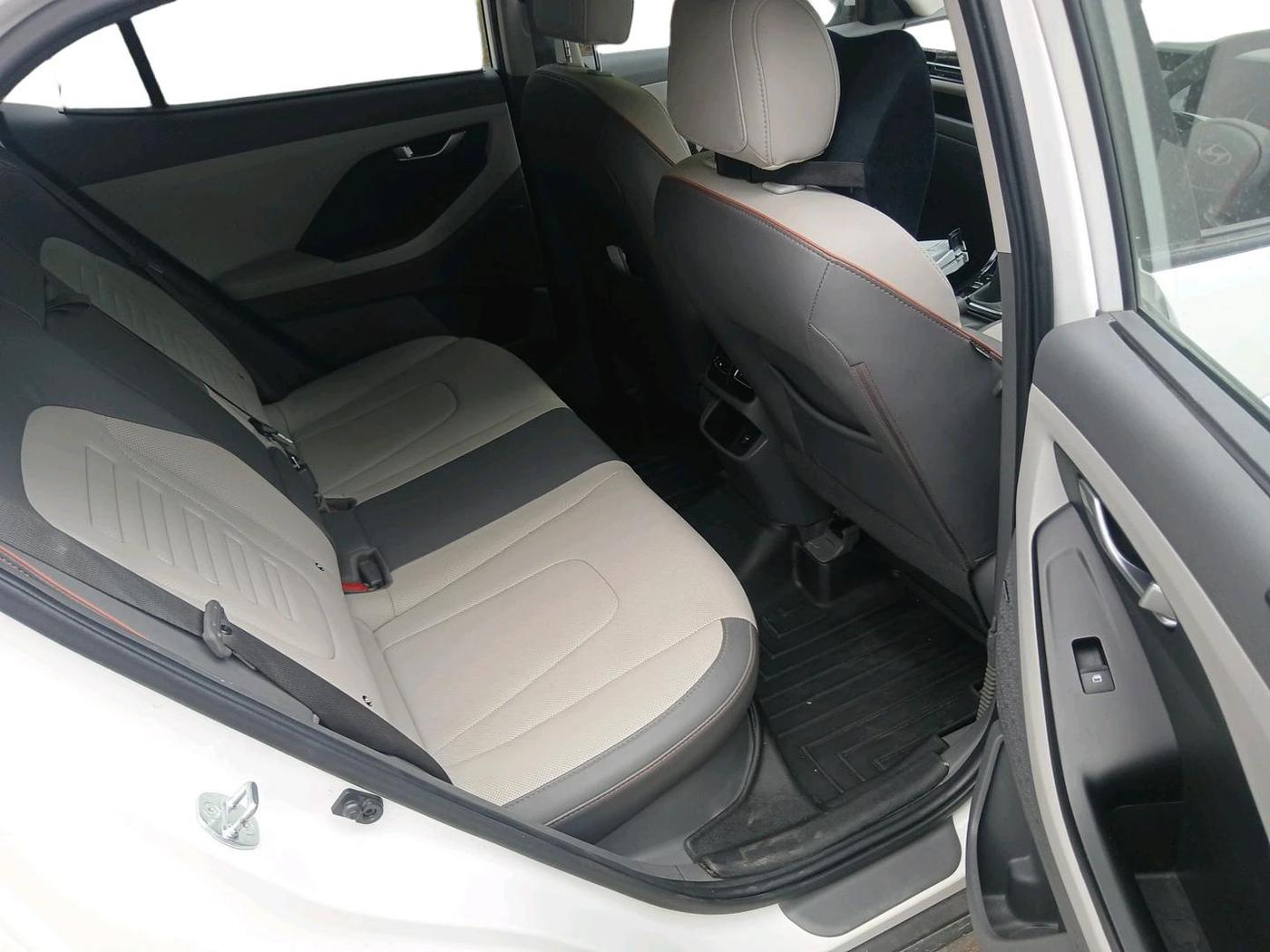 2025 Hyundai Creta SX 1.5 Premium Petrol, Petrol, Manual, 22,522 km, interior