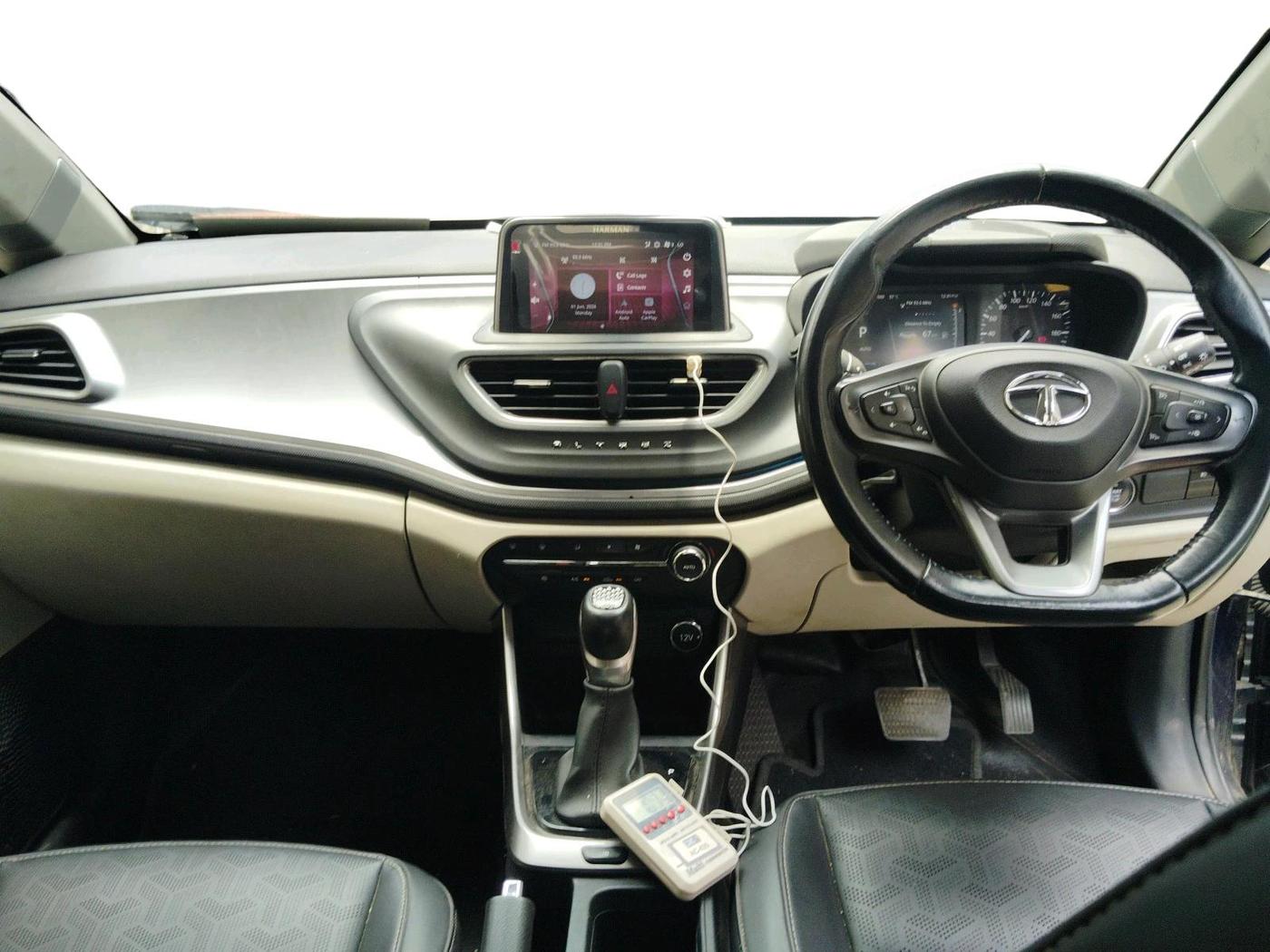 2022 Tata ALTROZ XZA PLUS, Petrol, Automatic, 32,982 km, interior