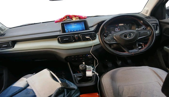 2024 Tata PUNCH ADVENTURE RHYTHM CNG, CNG, Manual, 36,080 km, interior