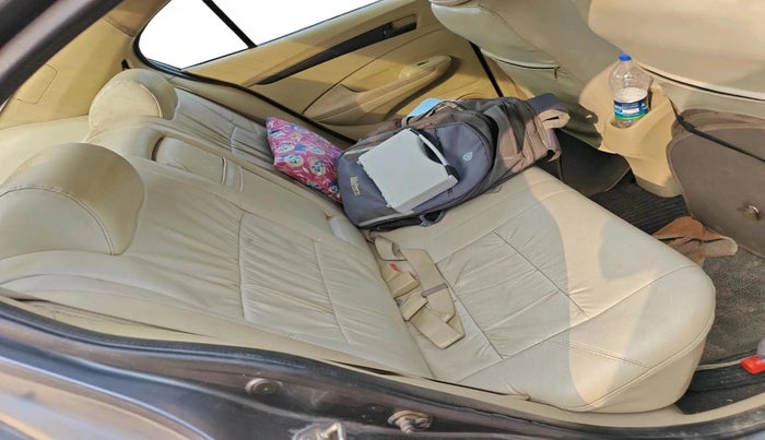 2010 Honda City 1.5L I-VTEC S MT, Petrol, Manual, 1,12,450 km, interior