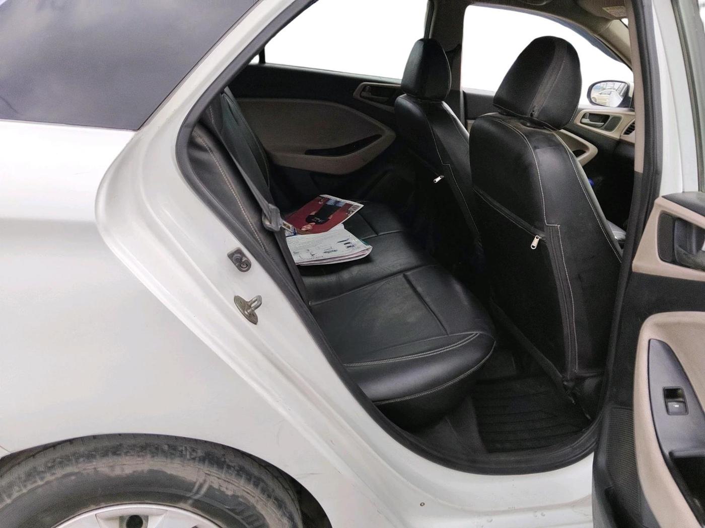2017 Hyundai Elite i20 MAGNA 1.2, CNG, Manual, 75,241 km, interior