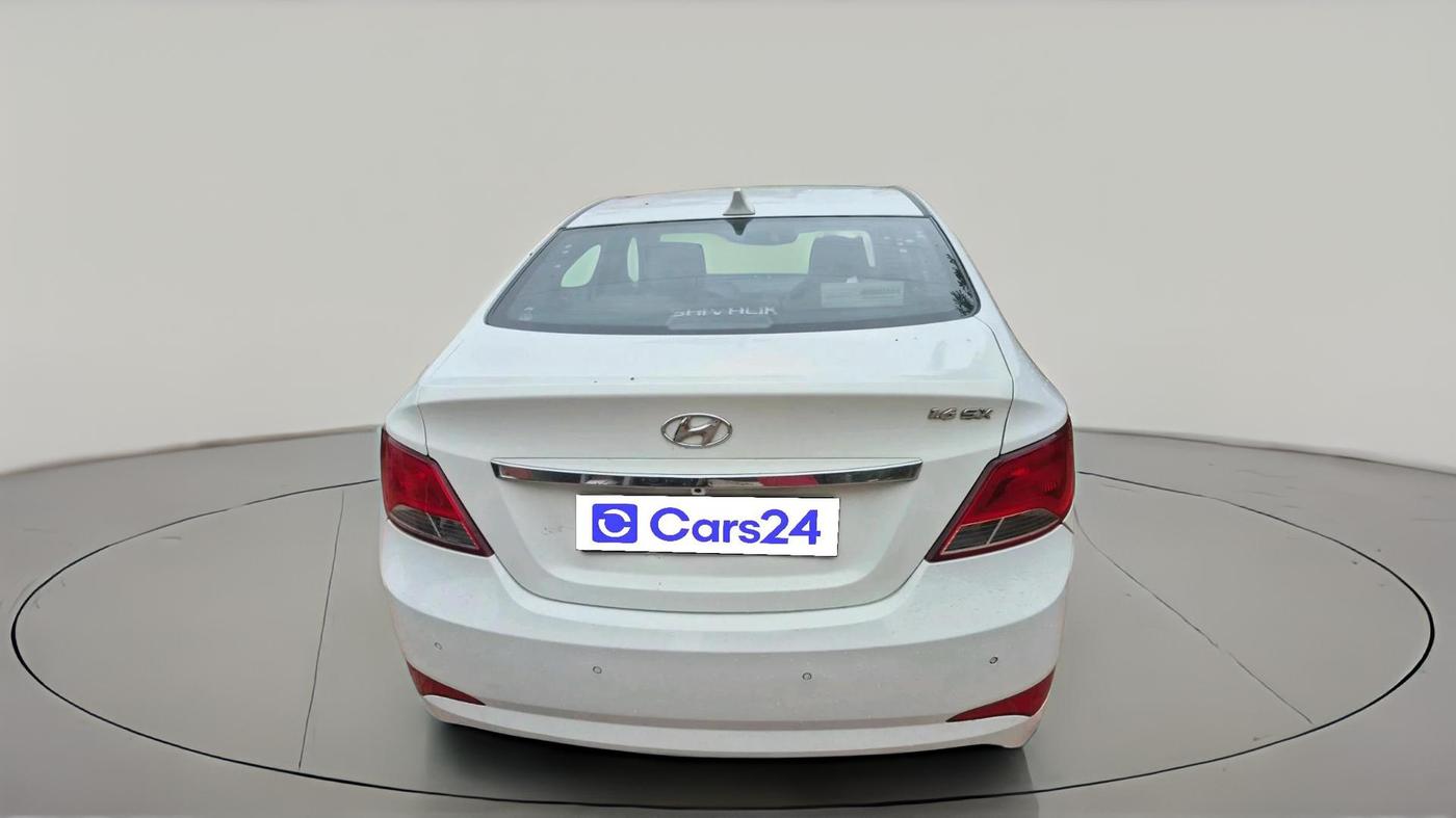 2017 Hyundai Verna 1.6 CRDI SX, Diesel, Manual, 1,86,485 km, exterior