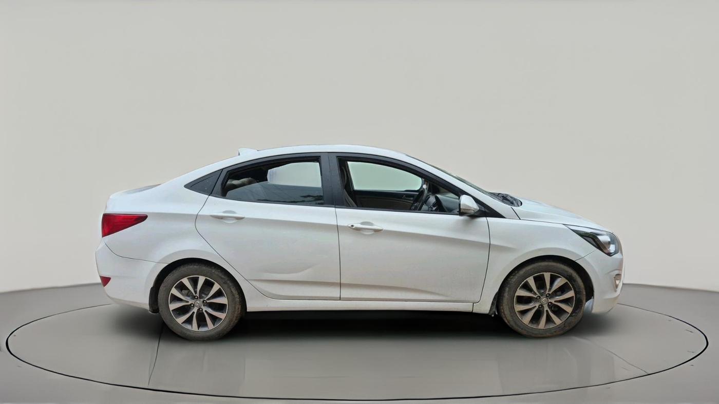 2017 Hyundai Verna 1.6 CRDI SX, Diesel, Manual, 1,86,485 km, exterior
