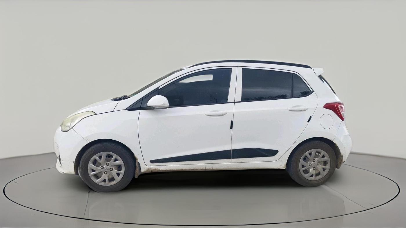 2020 Hyundai Grand i10 SPORTZ 1.2 KAPPA VTVT, CNG, Manual, 74,509 km, exterior
