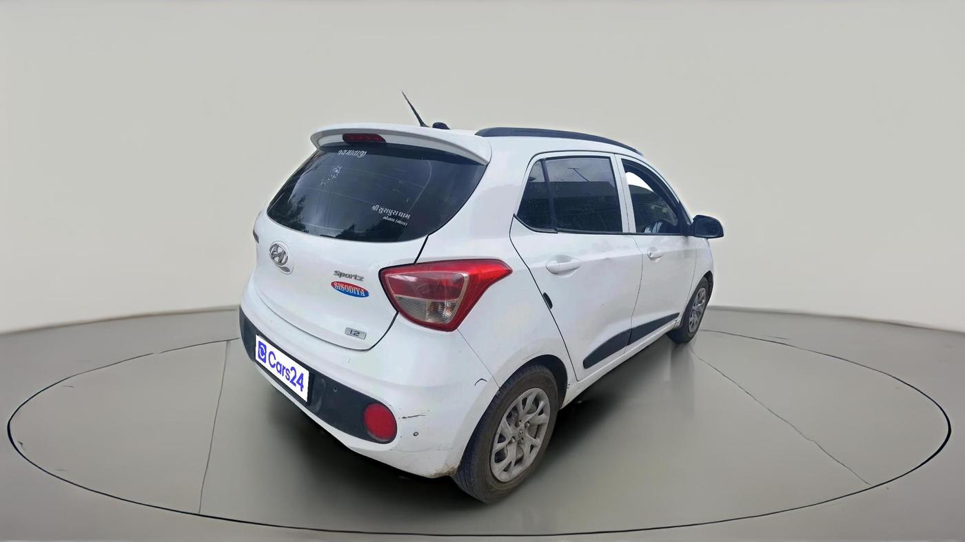 2020 Hyundai Grand i10 SPORTZ 1.2 KAPPA VTVT, CNG, Manual, 74,509 km, exterior