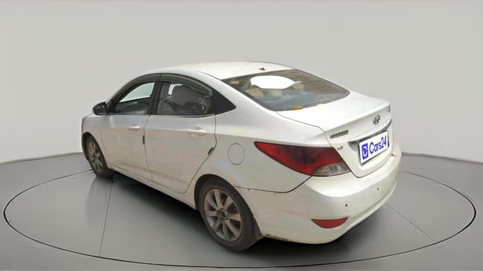 2012 Hyundai Verna FLUIDIC 1.6 CRDI SX, Diesel, Manual, 1,10,000 km, exterior