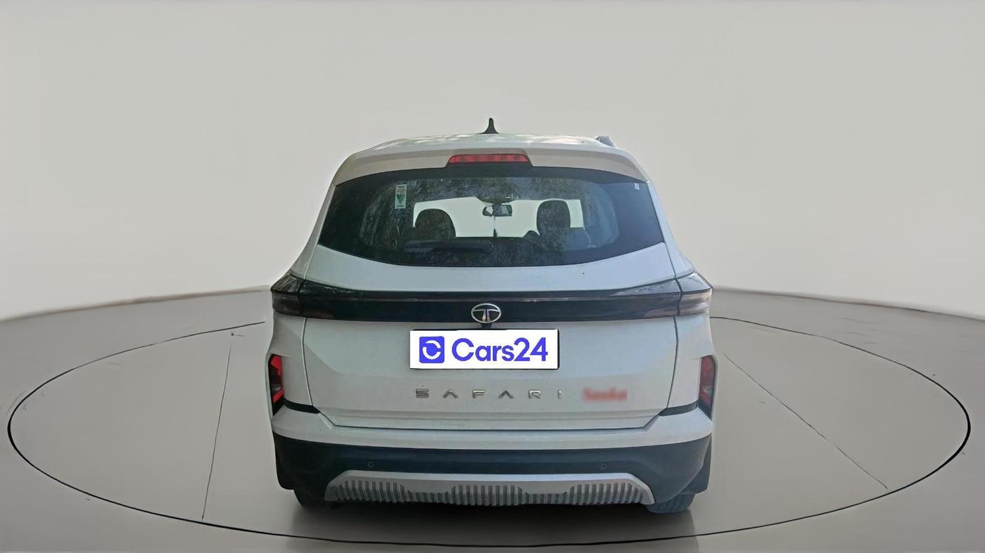 2024 Tata Safari PURE PLUS S, Diesel, Manual, 51,945 km, exterior