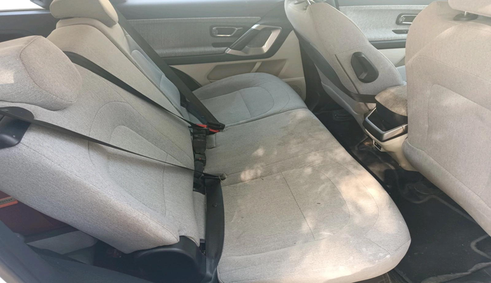 2024 Tata Safari PURE PLUS S, Diesel, Manual, 51,945 km, interior
