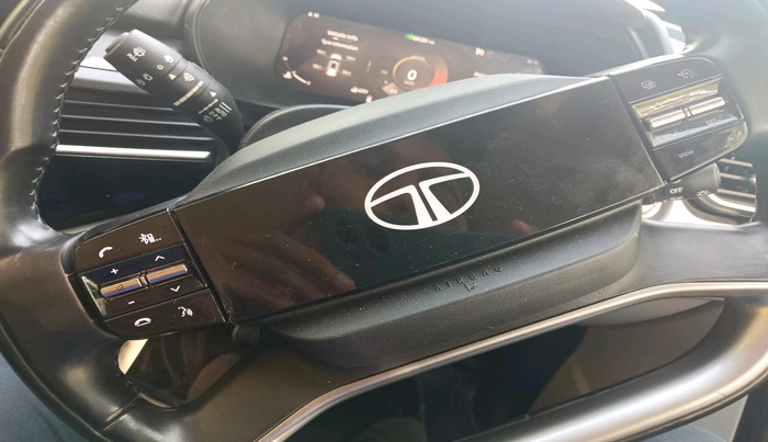 2024 Tata Safari PURE PLUS S, Diesel, Manual, 51,945 km, interior