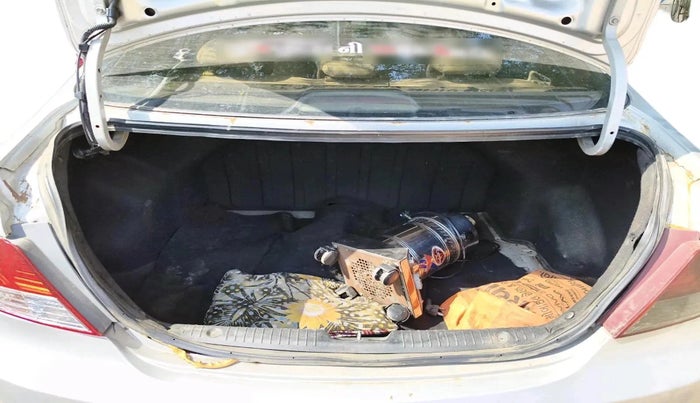 2012 Hyundai Verna FLUIDIC 1.6 CRDI SX, Diesel, Manual, 1,06,171 km, exterior