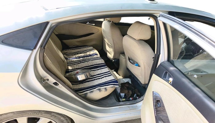 2012 Hyundai Verna FLUIDIC 1.6 CRDI SX, Diesel, Manual, 1,06,171 km, interior