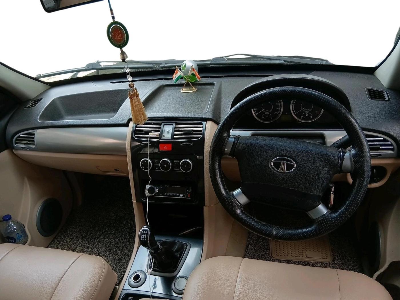 2014 Tata Safari Storme 2.2 EX 4X2, Diesel, Manual, 1,15,565 km, interior