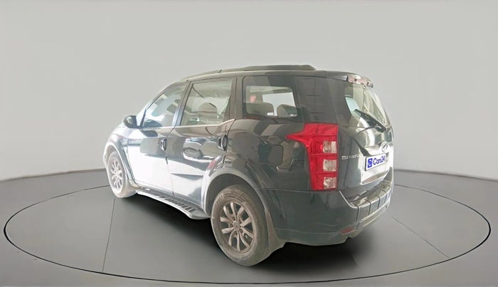 2016 Mahindra XUV500 W10 1.99, Diesel, Manual, 1,37,049 km, exterior