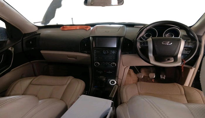 2016 Mahindra XUV500 W10 1.99, Diesel, Manual, 1,37,049 km, interior