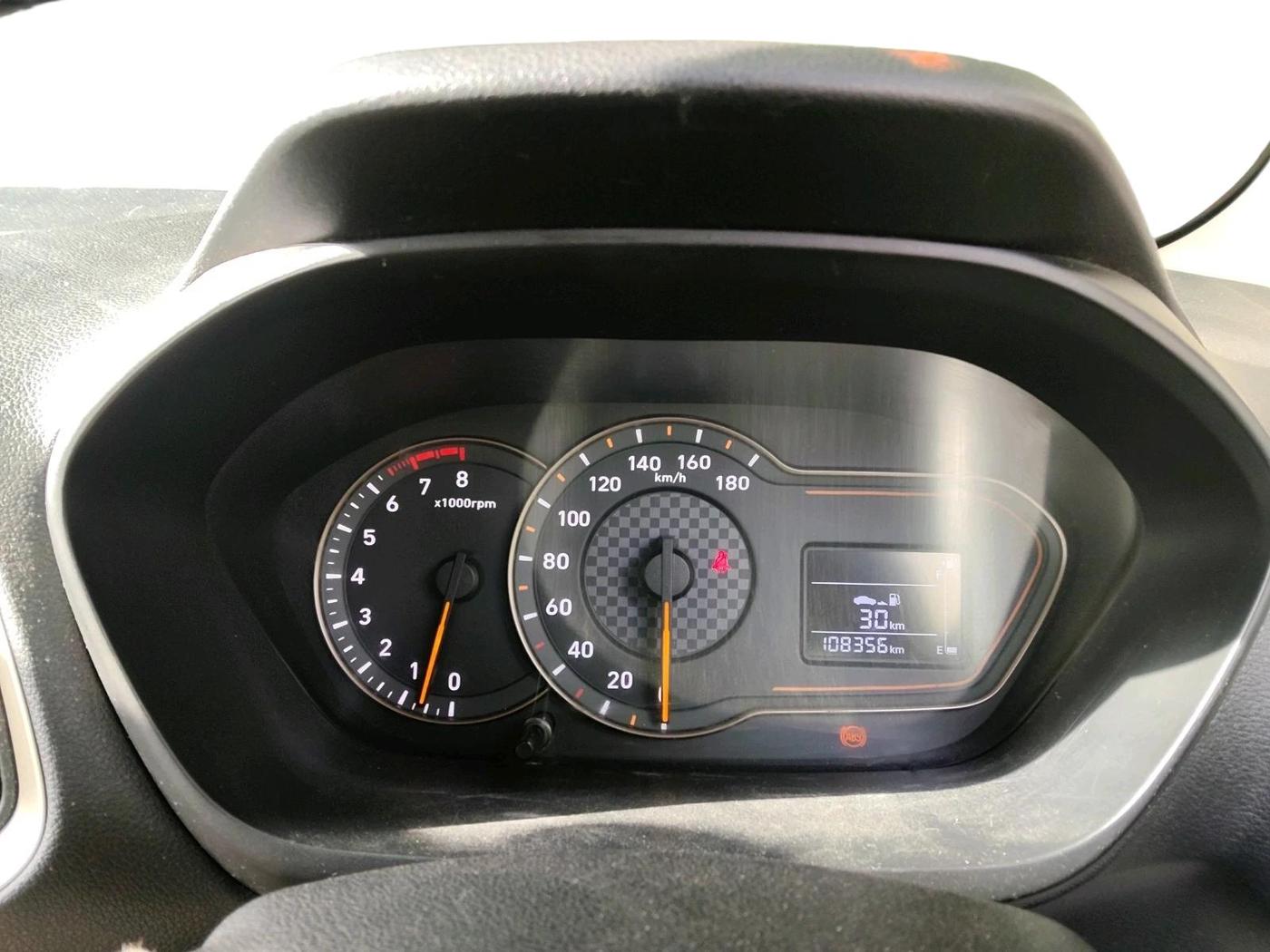 2019 Hyundai NEW SANTRO SPORTZ MT, Petrol, Manual, 1,08,356 km, interior
