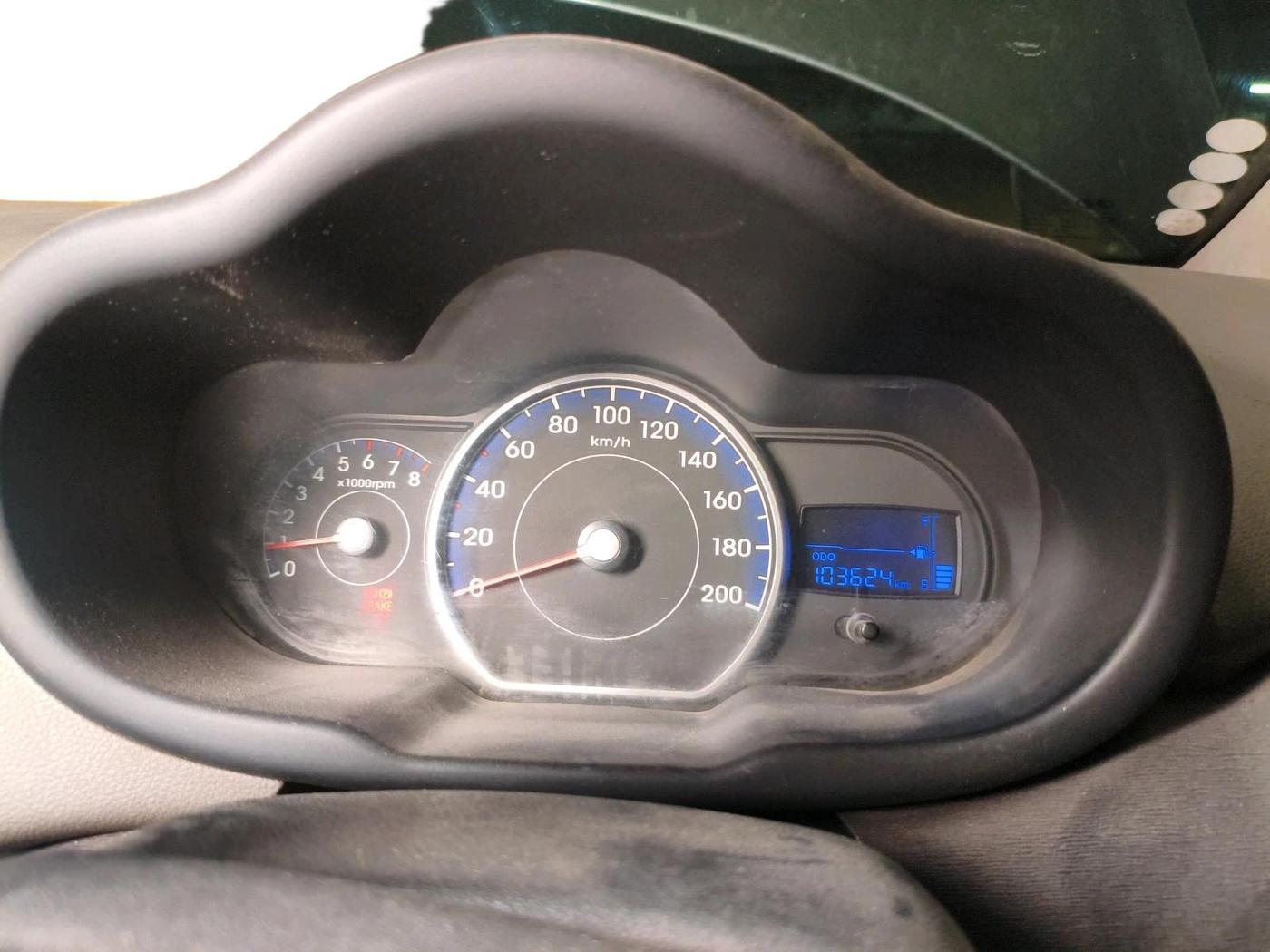 2013 Hyundai i10 MAGNA 1.1, CNG, Manual, 1,03,624 km, interior