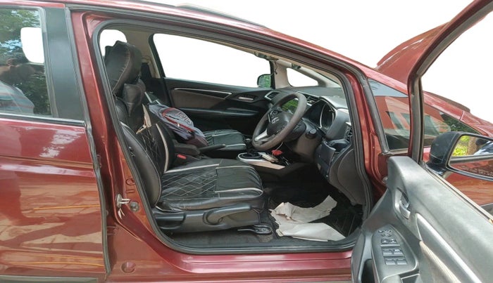 2017 Honda WR-V 1.5L I-DTEC VX MT, Diesel, Manual, 1,35,976 km, interior