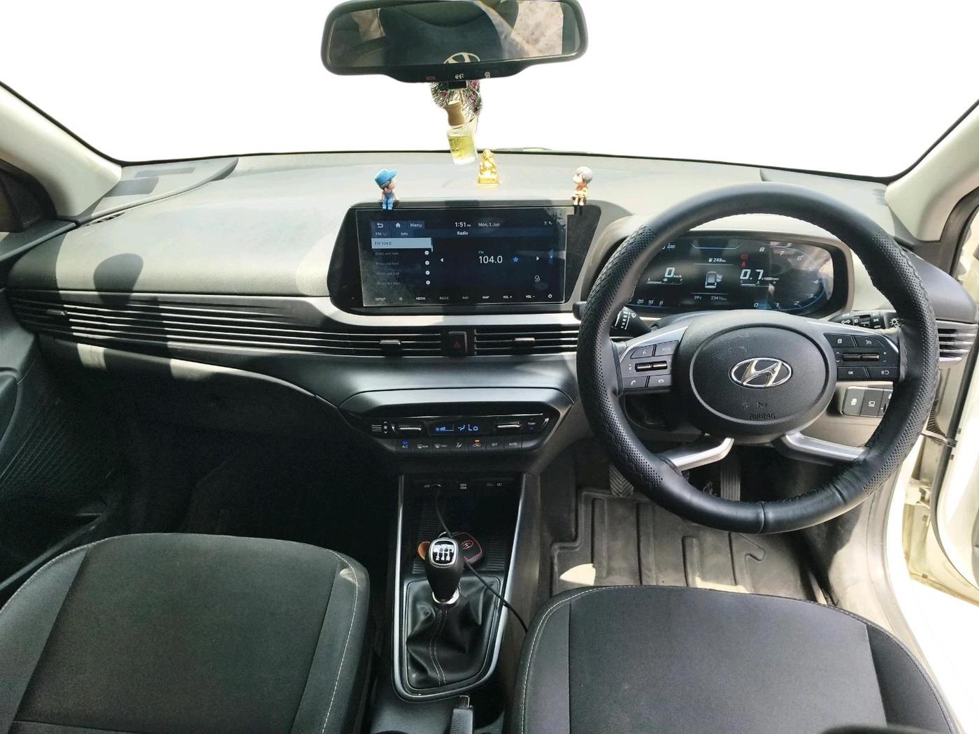 2022 Hyundai NEW I20 ASTA (O) 1.2 MT, Petrol, Manual, 23,416 km, interior