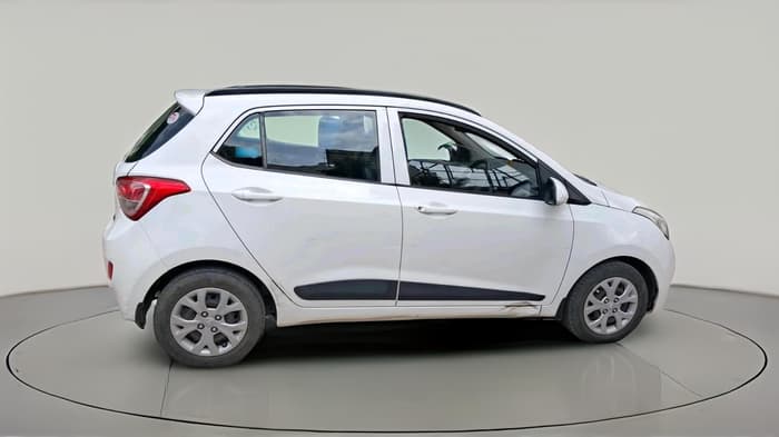 2016 Hyundai Grand i10 SPORTZ 1.1 CRDI, Diesel, Manual, 74,257 km, exterior