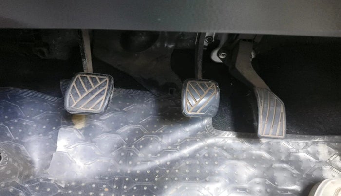 2015 Maruti Swift VXI, Petrol, Manual, 95,065 km, interior