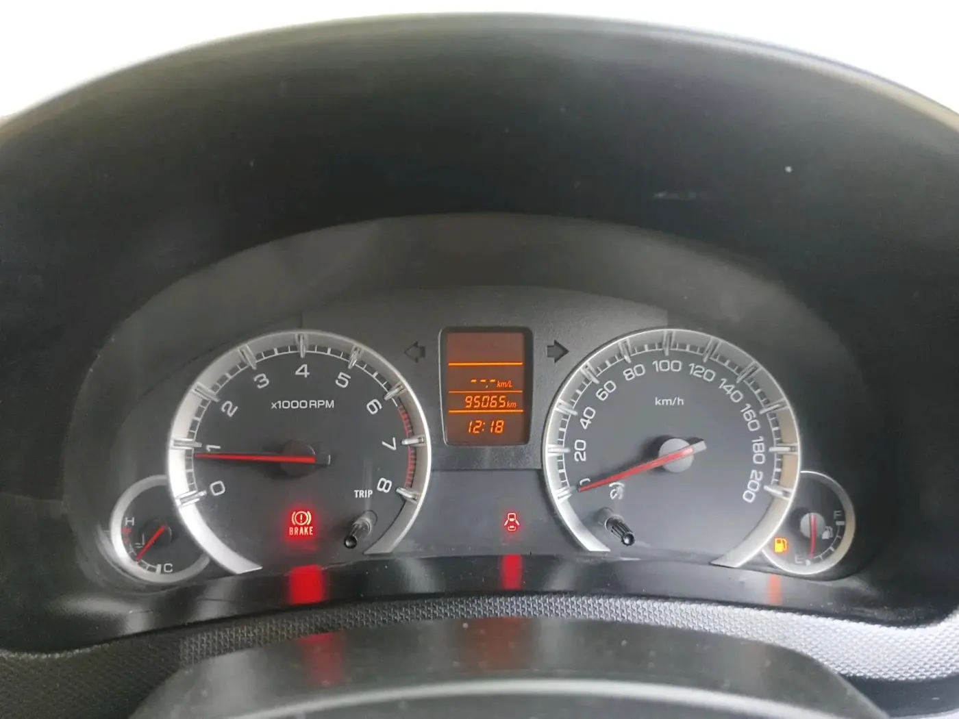 2015 Maruti Swift VXI, Petrol, Manual, 95,065 km, interior